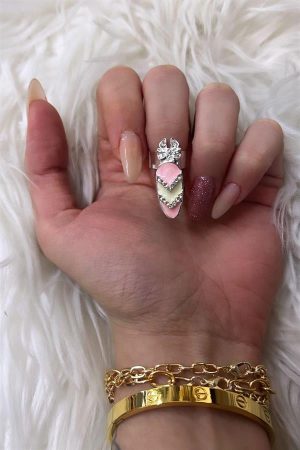 Fiyonkly Diamond Nail Ring